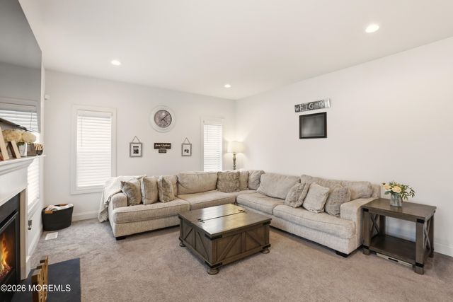 4 Tasha Lane, Howell, NJ 07731