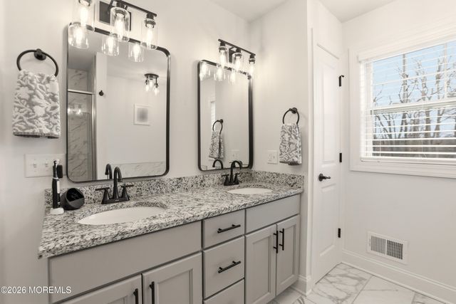 4 Tasha Lane, Howell, NJ 07731