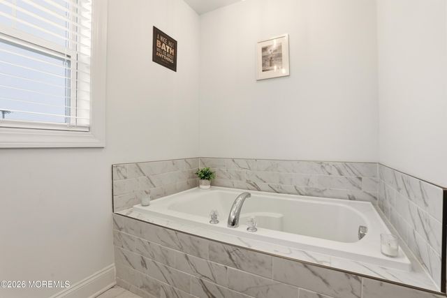 4 Tasha Lane, Howell, NJ 07731