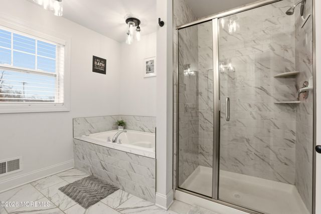 4 Tasha Lane, Howell, NJ 07731