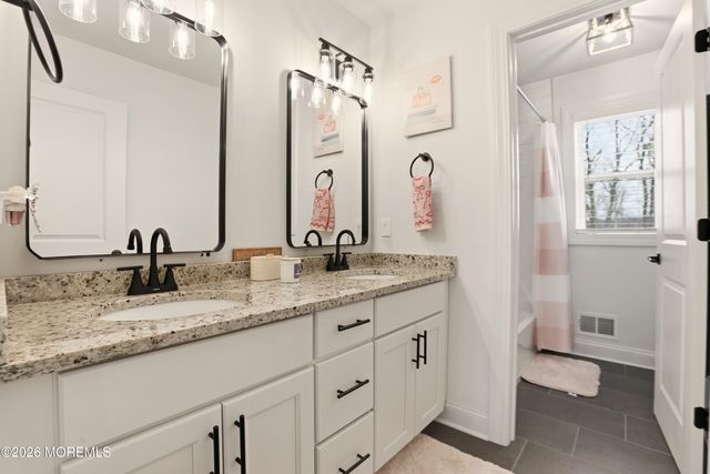 4 Tasha Lane, Howell, NJ 07731