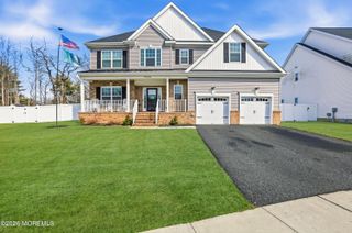 4 Tasha Lane, Howell, NJ 07731