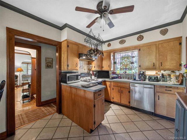 1 Lawrence Street, Nyack, NY 10960
