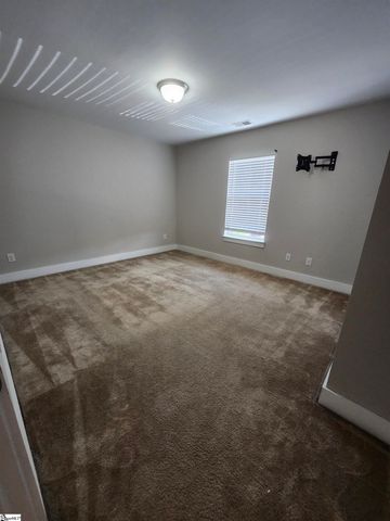 763 Sterling Drive, Boiling Springs, SC 29316