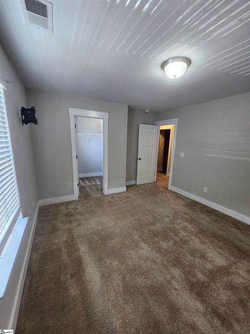 763 Sterling Drive, Boiling Springs, SC 29316