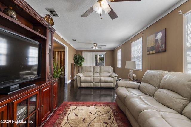1143 PECAN Cove, Jacksonville, FL 32221