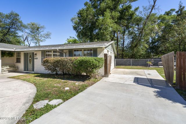 1143 PECAN Cove, Jacksonville, FL 32221