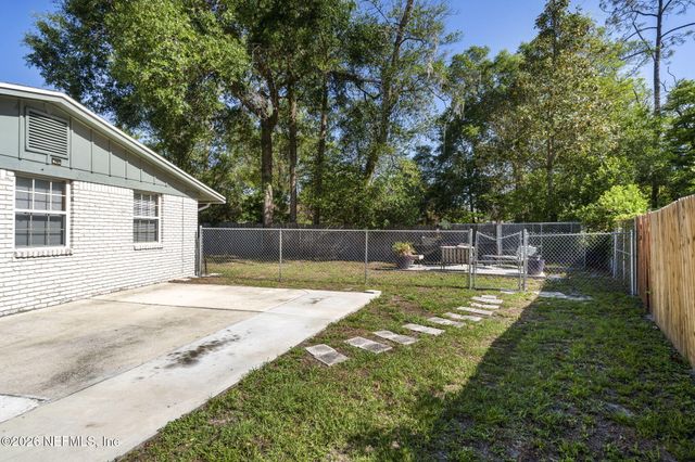 1143 PECAN Cove, Jacksonville, FL 32221