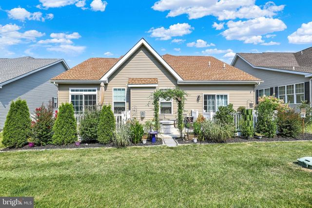 7 CEDARCREST LN, Oley, PA 19547