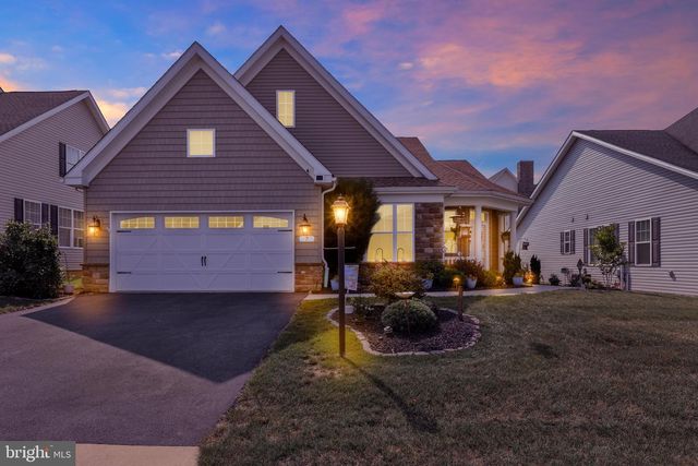 7 CEDARCREST LN, Oley, PA 19547