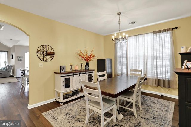 7 CEDARCREST LN, Oley, PA 19547