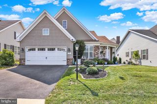 7 CEDARCREST LN, Oley, PA 19547