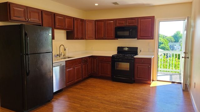 9 Alban St 3, Boston, MA 02124
