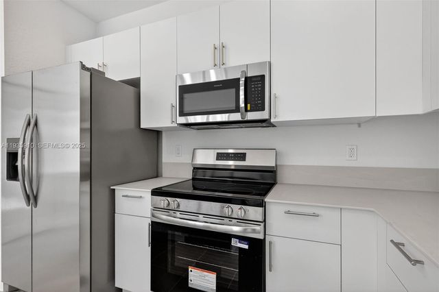 13862 SW 262nd 13862, Homestead, FL 33032