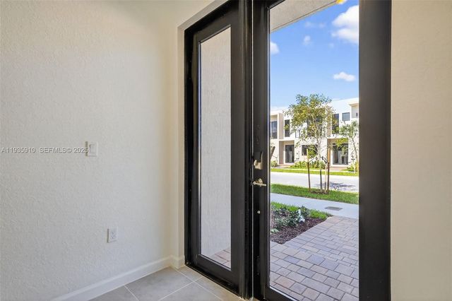 13862 SW 262nd 13862, Homestead, FL 33032