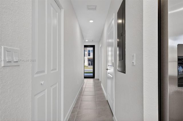 13862 SW 262nd 13862, Homestead, FL 33032