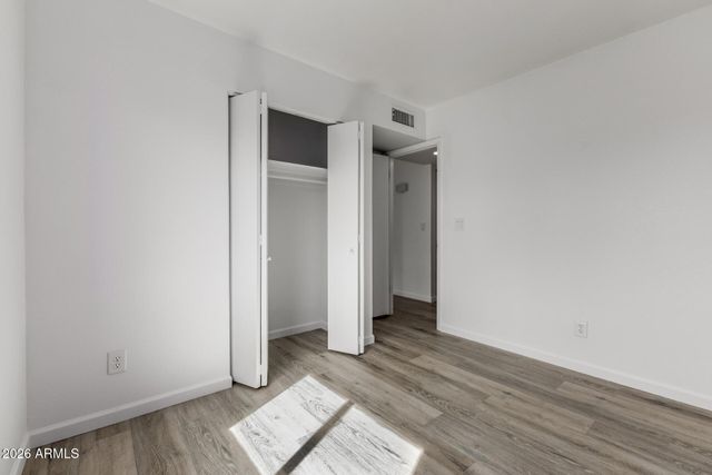 3020 W MURIEL Drive, Phoenix, AZ 85053