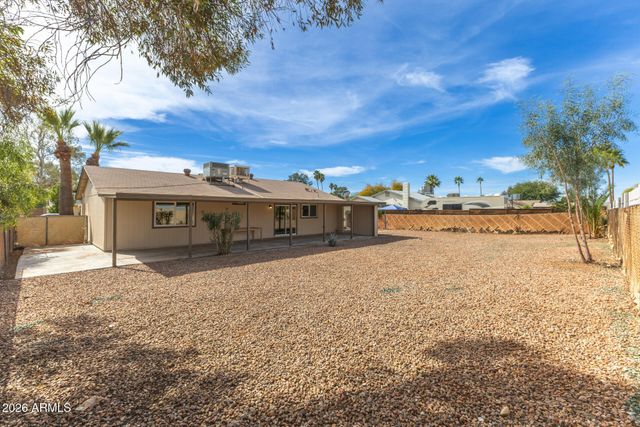 3020 W MURIEL Drive, Phoenix, AZ 85053