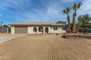 3020 W MURIEL Drive, Phoenix, AZ 85053