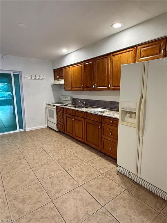 27831 Quinn ST, BONITA SPRINGS, FL 34135 — photo 2