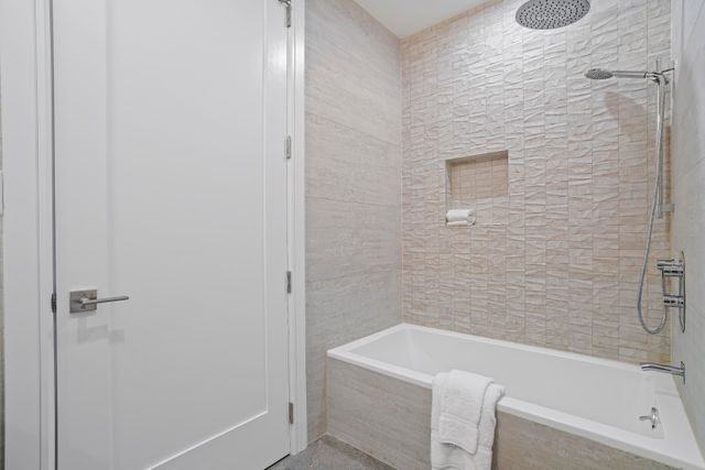 2131 Shore Blvd Unit 1B, New York City, NY 11105