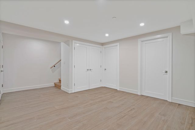 2131 Shore Blvd Unit 1B, New York City, NY 11105