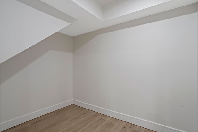 2131 Shore Blvd Unit 1B, New York City, NY 11105