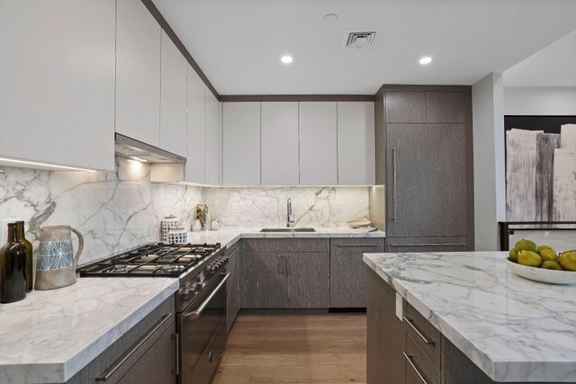 2131 Shore Blvd Unit 1B, New York City, NY 11105