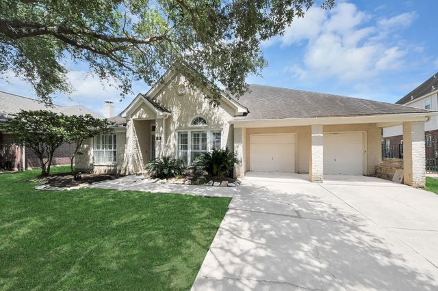 5527 Moss Meadow Court, Sugar Land, TX 77479