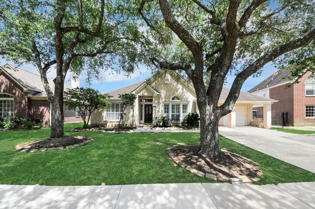 5527 Moss Meadow Court, Sugar Land, TX 77479