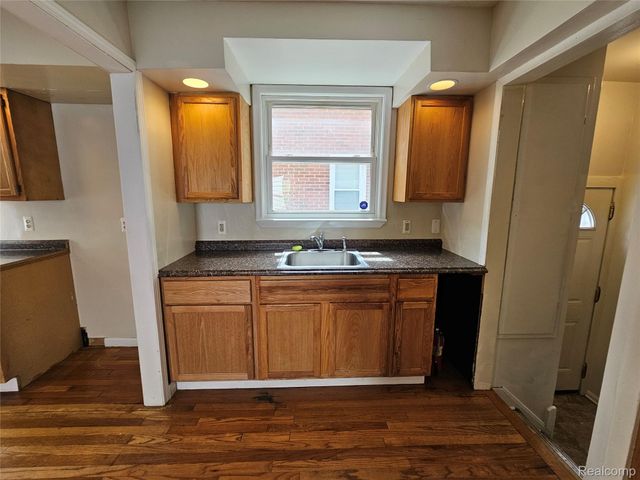 18919 Woodbine Street, Detroit, MI 48219