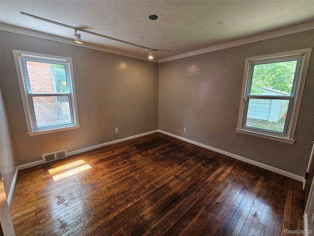 18919 Woodbine Street, Detroit, MI 48219