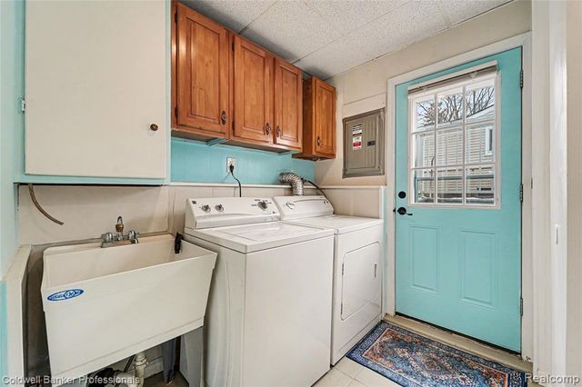 18980 Brentwood Street, Livonia, MI 48152