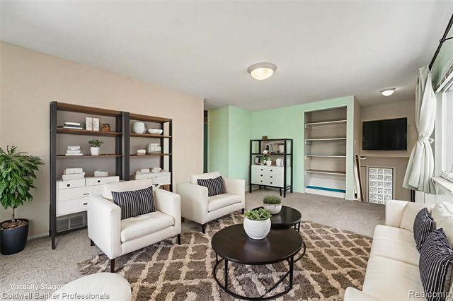 18980 Brentwood Street, Livonia, MI 48152