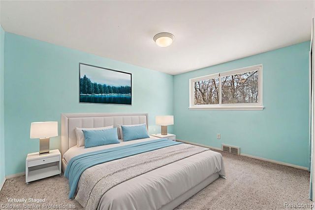 18980 Brentwood Street, Livonia, MI 48152