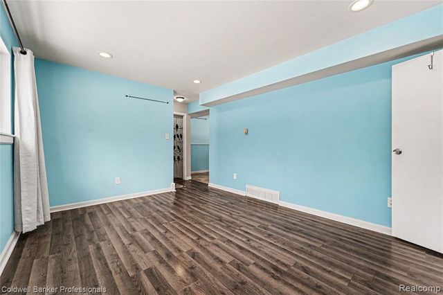 18980 Brentwood Street, Livonia, MI 48152