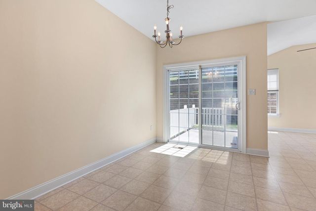 60 LUKENS MILL DR, Coatesville, PA 19320