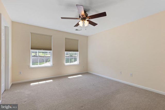 60 LUKENS MILL DR, Coatesville, PA 19320