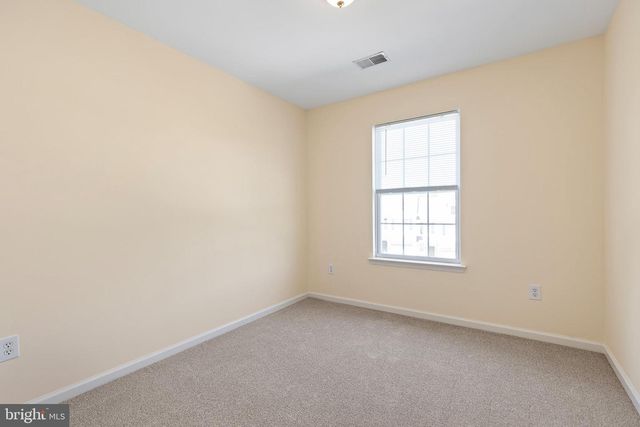 60 LUKENS MILL DR, Coatesville, PA 19320