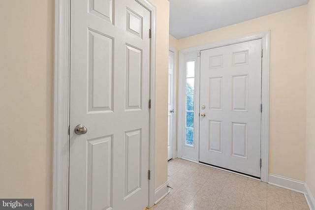 60 LUKENS MILL DR, Coatesville, PA 19320