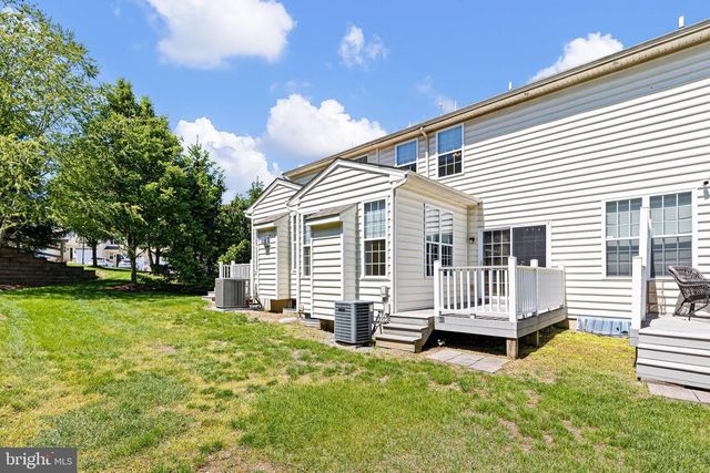 60 LUKENS MILL DR, Coatesville, PA 19320