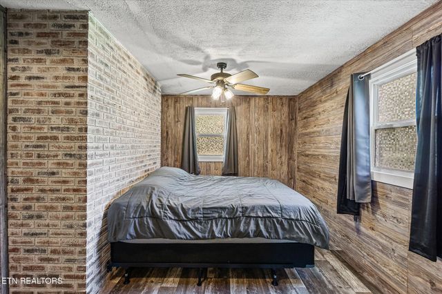 111 Guffey Lane, Jamestown, TN 38556