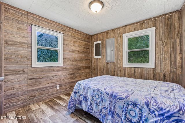 111 Guffey Lane, Jamestown, TN 38556
