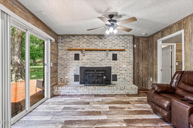 111 Guffey Lane, Jamestown, TN 38556