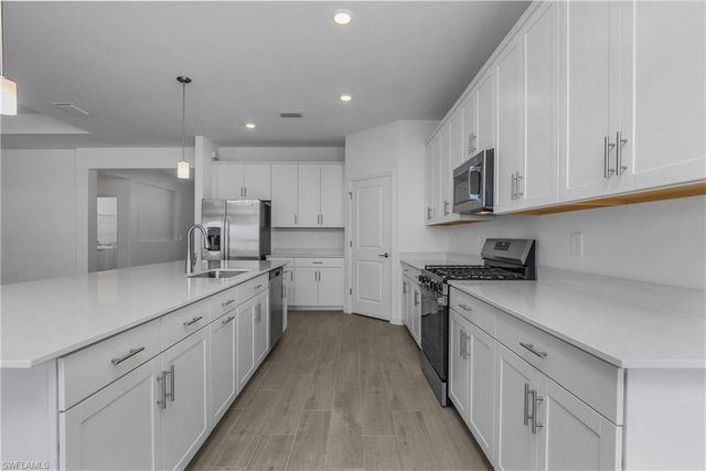 21094 Verawood LOOP, Estero, FL 33928