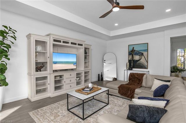 21094 Verawood LOOP, Estero, FL 33928