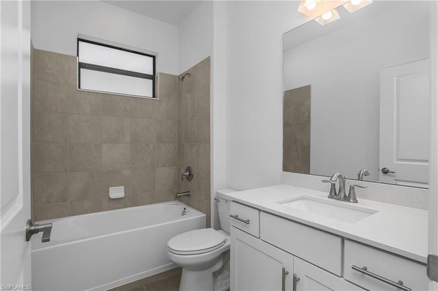 21094 Verawood LOOP, Estero, FL 33928