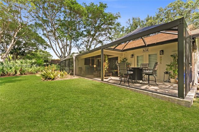 4148 N Palm Forest Drive N, Delray Beach, FL 33445