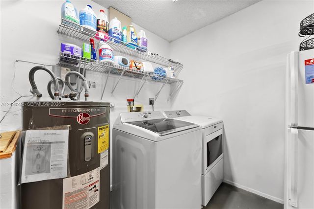 4148 N Palm Forest Drive N, Delray Beach, FL 33445