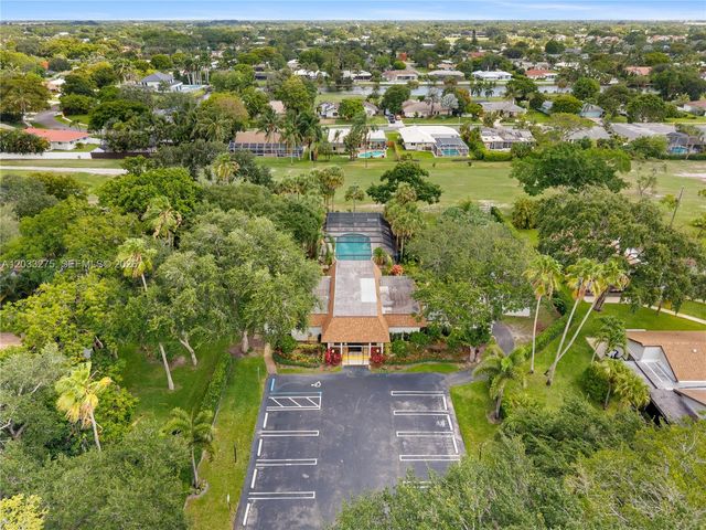 4148 N Palm Forest Drive N, Delray Beach, FL 33445